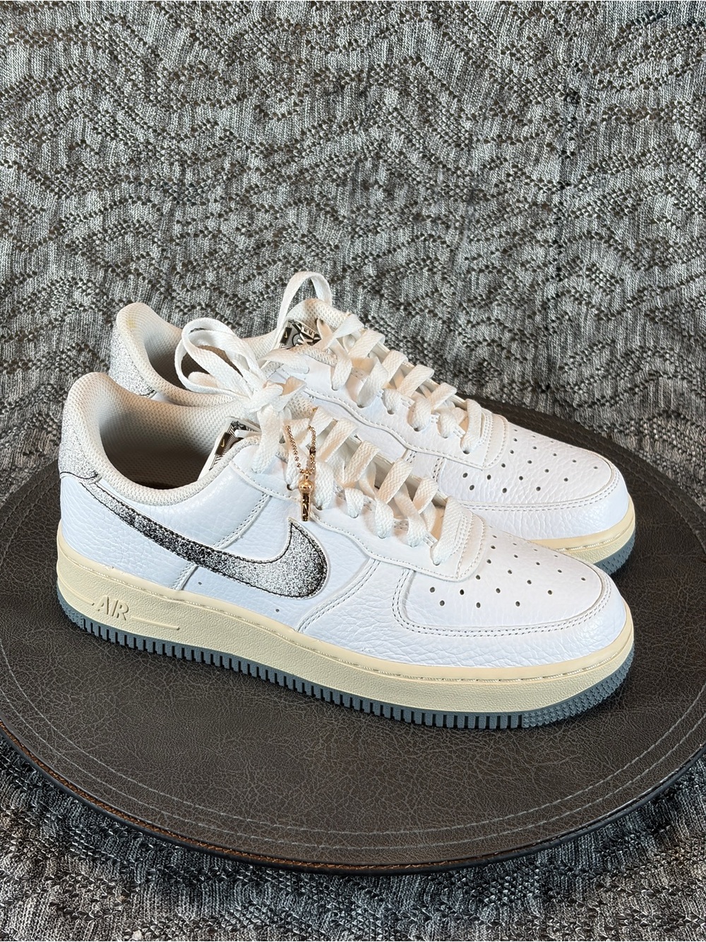 Nike Air Force 1 '07 LX sneakers Men's 6.5 unisex